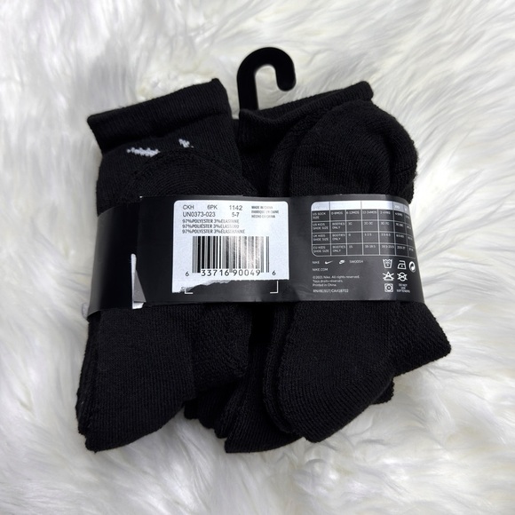 Nike Mesh and Cushioned Crew Socks - Picture 2 of 3